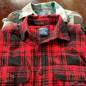 2 Faded Glory Men’s Small Flannels